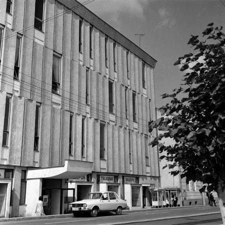 minerva_1986_c2_c2r3_002