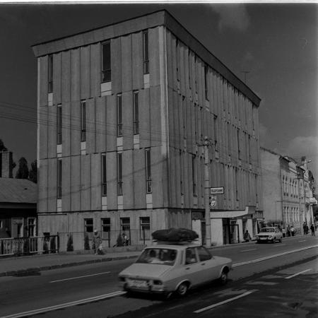 minerva_1986_c2_c2r3_003