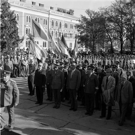 minerva_1987-1991_c2_c2r5_017