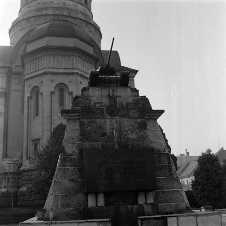 minerva_1987-1991_c2_c2r8_007