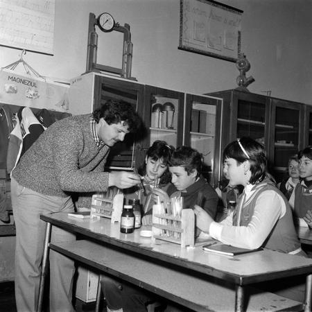 minerva_1987-1991_c2_c3r1_014