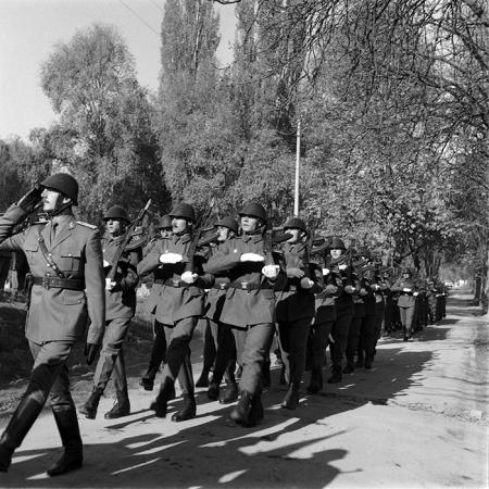 minerva_1987-1991_c2_c6r12_038