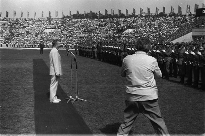 minerva_1987_c4_c8r2_001