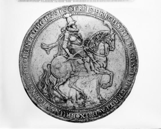 minerva_deak_f_c17-060