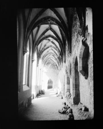 minerva_deak_f_c18-085