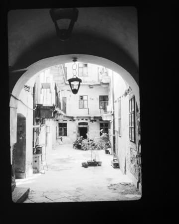 minerva_deak_f_c18-087