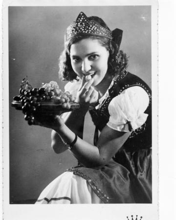 minerva_deak_f_c19-050