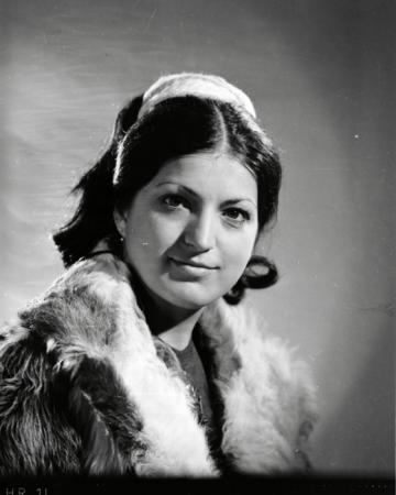 minerva_deak_f_c19-052