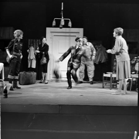 minerva_deak_f_c1_teatru-028