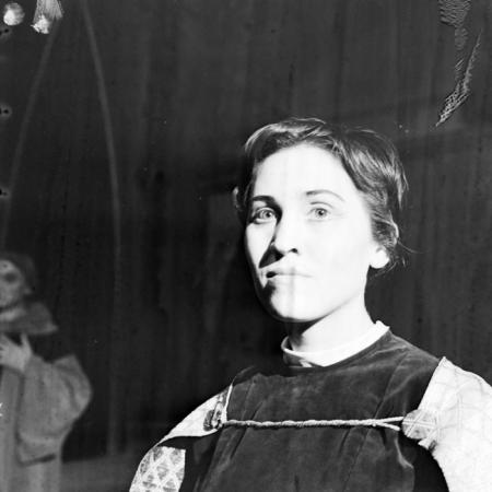 minerva_deak_f_c22_portret_Balogh_Eva-003