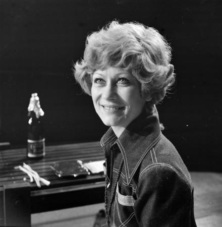 minerva_deak_f_c22_portret_Toszo_Ilona-002