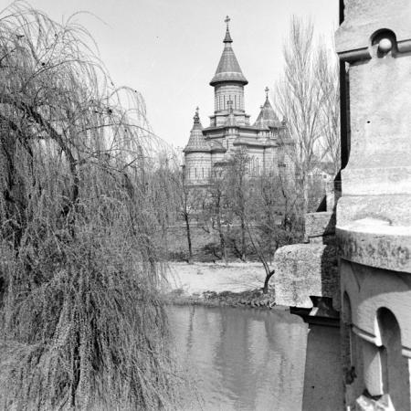 minerva_deak_f_c2_város-015