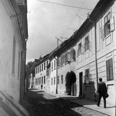 minerva_deak_f_c2_város-018