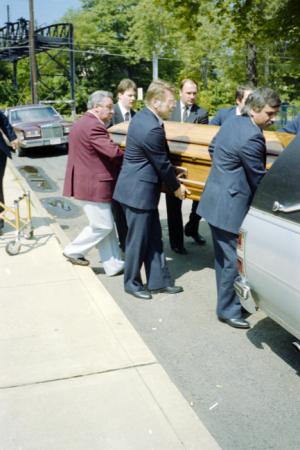 minerva_deak_f_c5_s2_241_bordi_temetes_1988-011