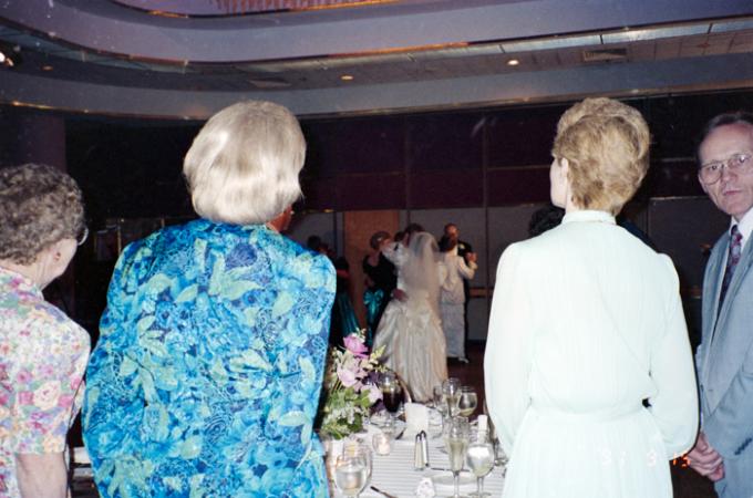 minerva_deak_f_c6_s3_336_szollosi_leanya_eskuvo_1991-023