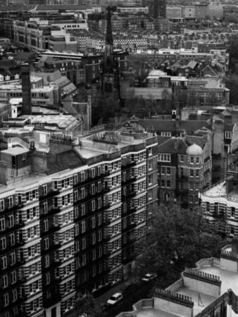 minerva_deak_f_c8_s1_017_1996_london-022