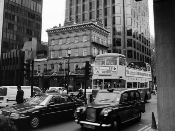 minerva_deak_f_c8_s1_018_1996_london-020