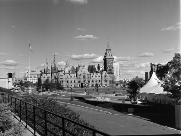 minerva_deak_f_c8_s1_767_1995_-15_ottawa-005