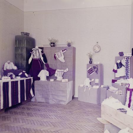 minerva_dn_1971_497_expozitie_redactie_004