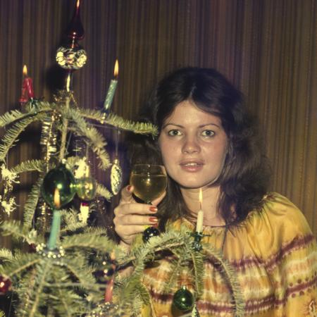 minerva_dn_1977_2005_pom_de_iarna_vinczefi_erzsike_010