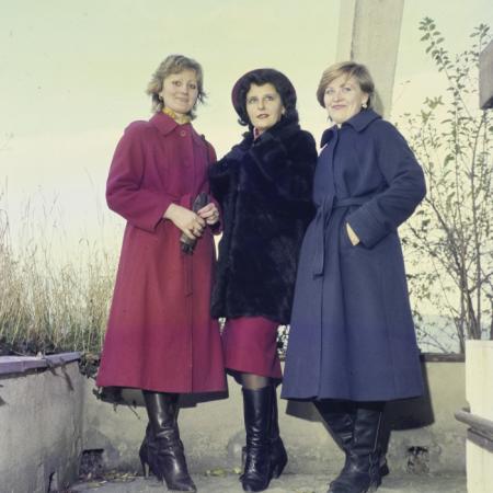 minerva_dn_1984_2752_reclama_confectii_003