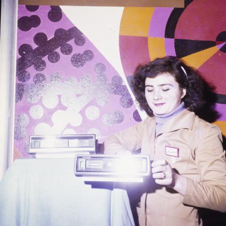 minerva_dn_1988_2931_reclama_radio_001