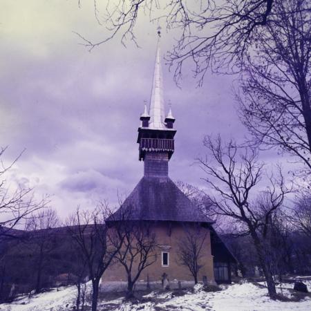 minerva_dn_1990_biserica_001