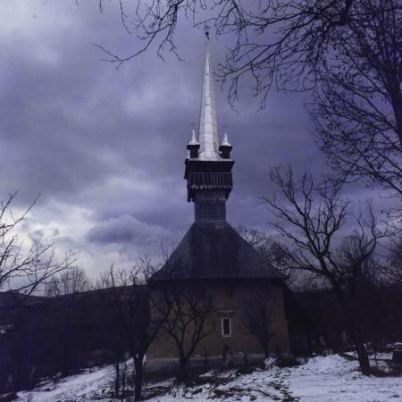minerva_dn_1990_biserica_007