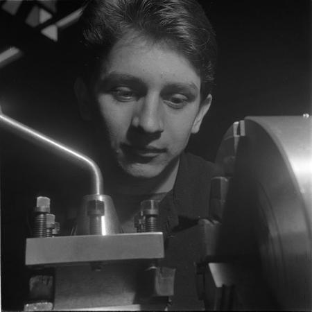 minerva_metalu_rosu_024