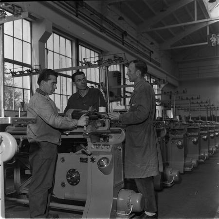 minerva_metalu_rosu_025